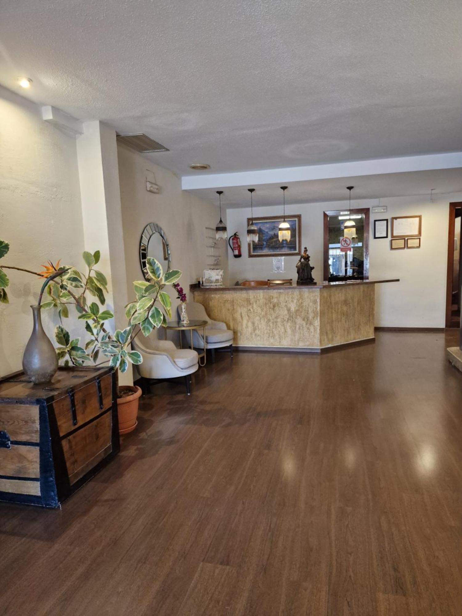 Hotel Restaurante Setos Motilla Del Palancar Bagian luar foto